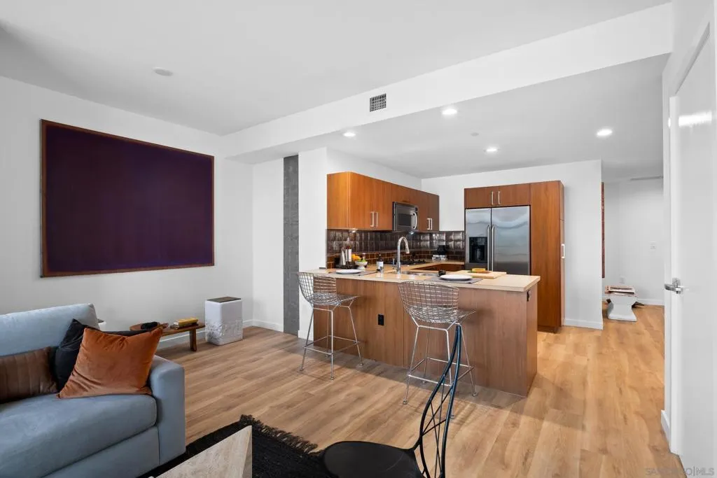 800 The Mark Lane 704, San Diego, California 92101 home-pic-30