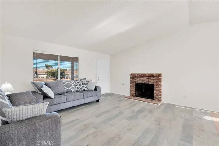 15870 Cazadero Road, Victorville, California 92394