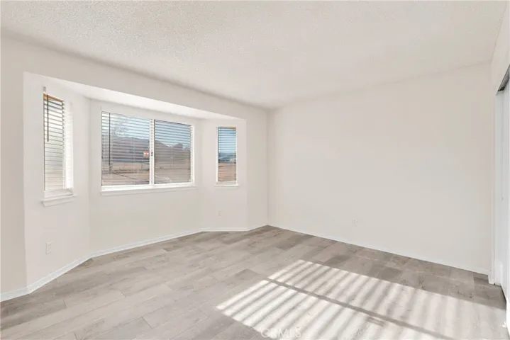 15870 Cazadero Road, Victorville, California 92394