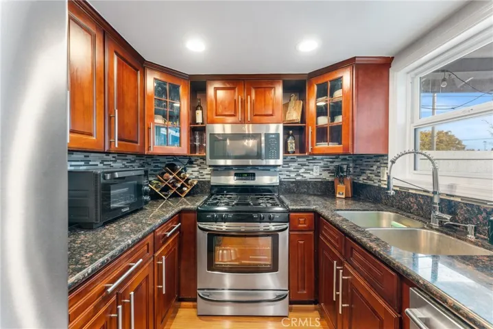 1633 Bridgeport 9, West Covina, California 91791