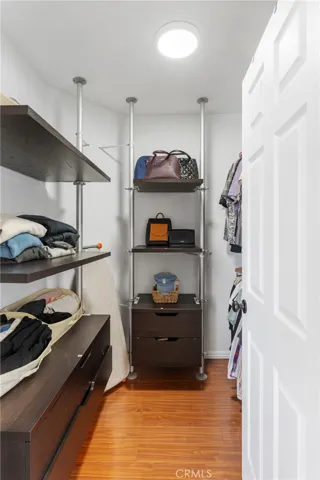 walk-in closet