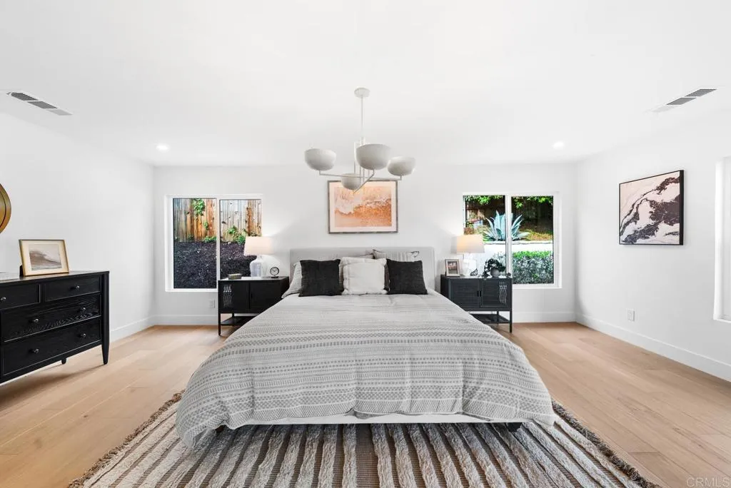 9452 Brynmar Dr, Villa Park, California 92861 home-pic-18