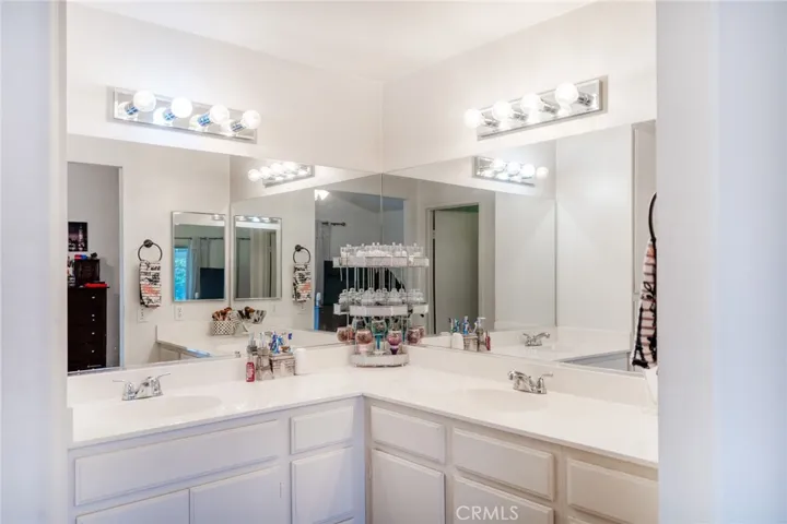 Primary Full Bath/ Duel Sink