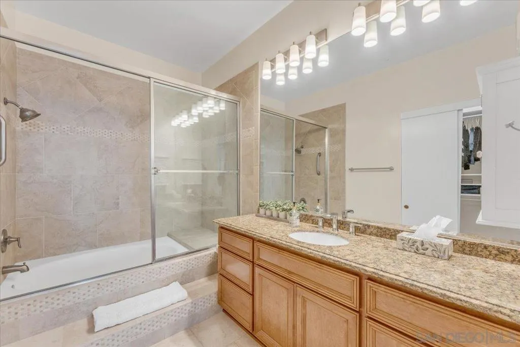 655 India St 223, San Diego, California 92101 home-pic-13