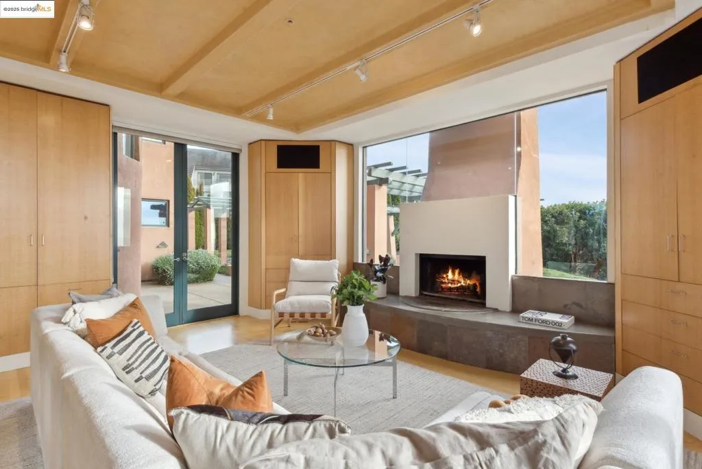 5 Woodside Way, Oakland, California 94611 home-pic-21