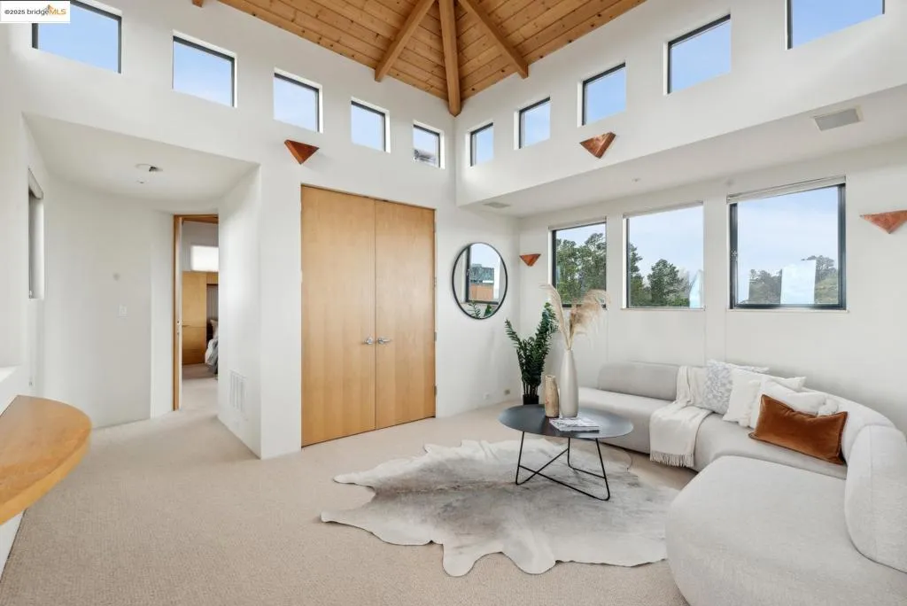 5 Woodside Way, Oakland, California 94611 home-pic-28