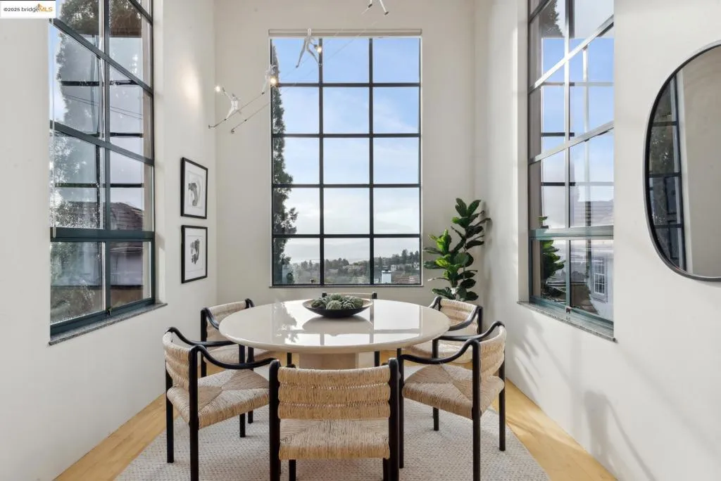 5 Woodside Way, Oakland, California 94611 home-pic-23