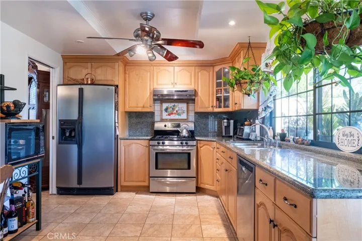 10520 Dora Street, Sun Valley, California 91352