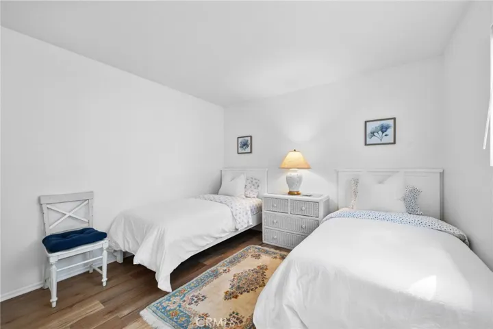 602 Marguerite Avenue, Corona Del Mar, California 92625