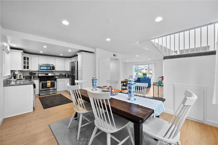 602 Marguerite Avenue, Corona Del Mar, California 92625