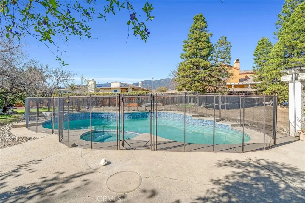 795 Marlboro Court, Claremont, California 91711 home-pic-38