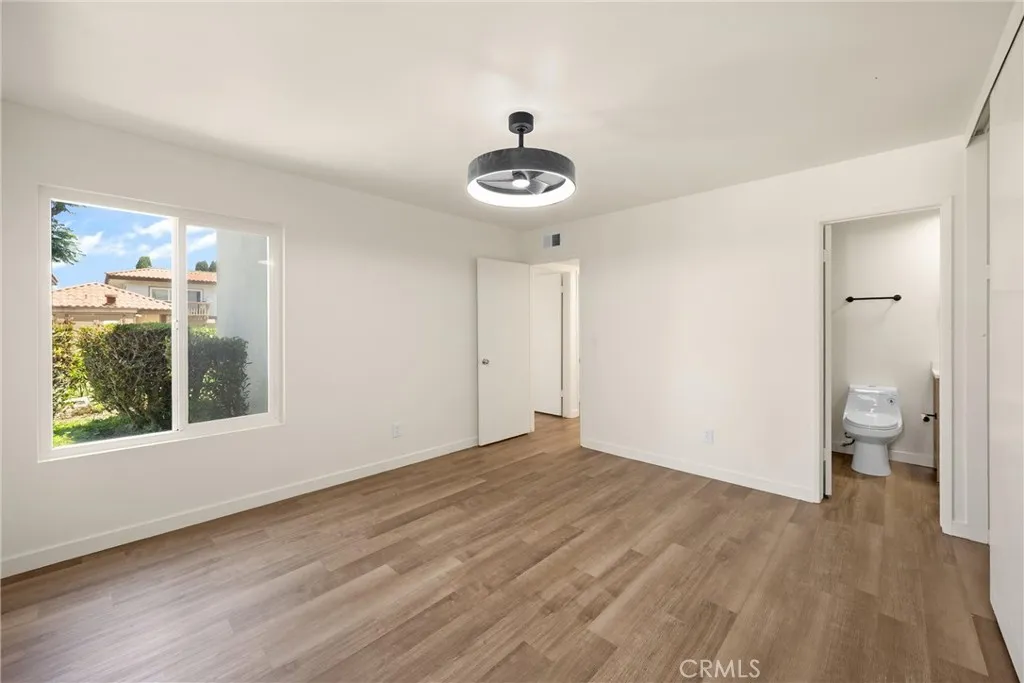 2501 W Sunflower Avenue H1, Santa Ana, California 92704 home-pic-13