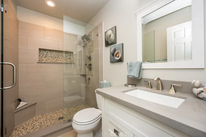 full bath south wing