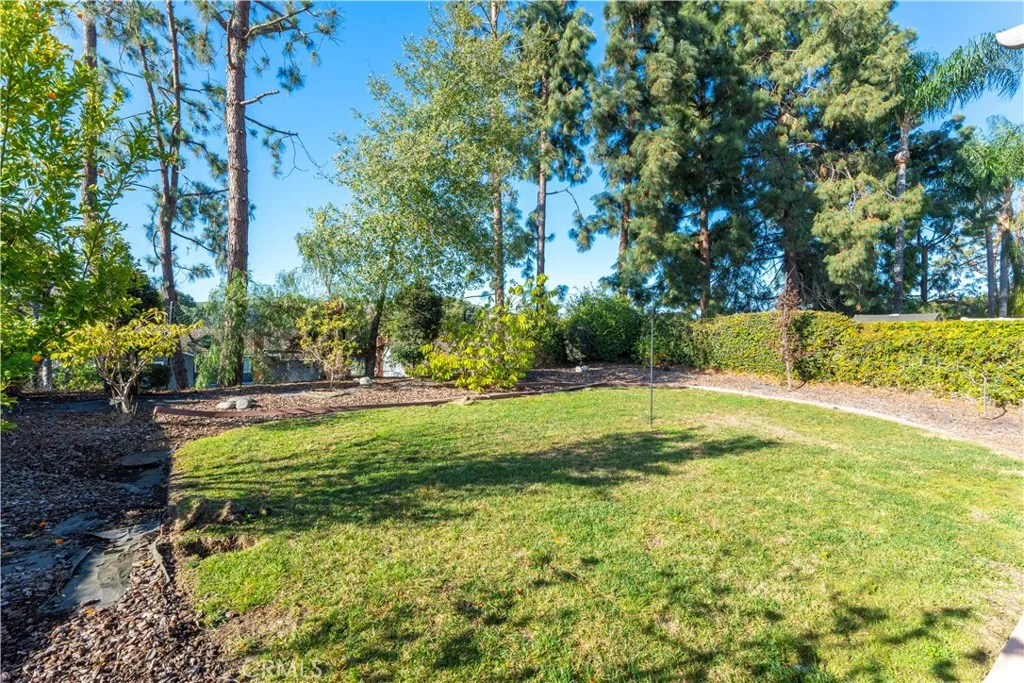 33 Edgebrook Drive, Phillips Ranch, California 91766 home-pic-31