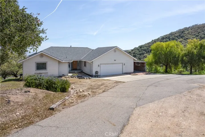 1475 Trager Canyon Road, Paso Robles, California 93446