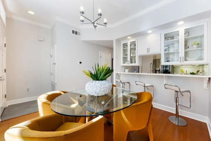 230 Bryant Street 4, Mountain View, California 94041