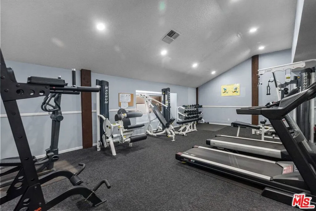 15050 Sherman Way 166, Van Nuys, California 91405 home-pic-28