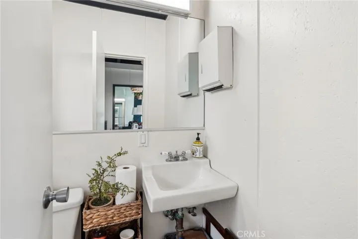 1107 S Pacific Coast, Redondo Beach, California 90277