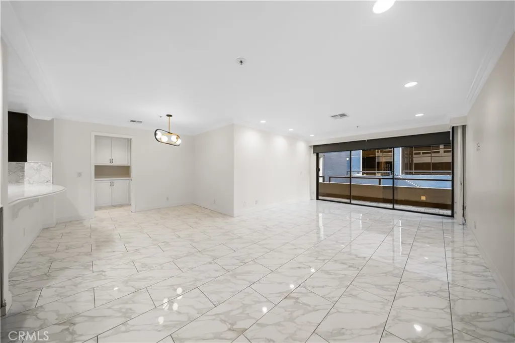 880 W 1st Street 309, Los Angeles, California 90012 home-pic-9