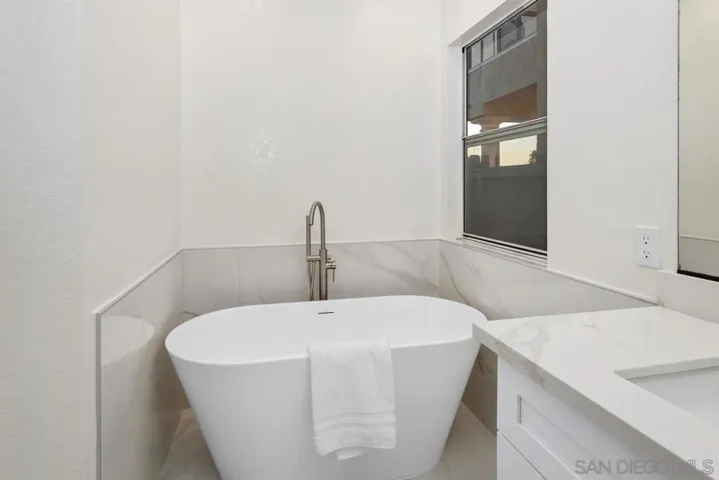 10784 Sunset Ridge Dr, San Diego, California 92131