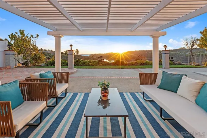 10784 Sunset Ridge Dr, San Diego, California 92131