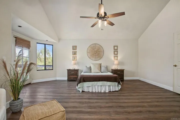 16898 Whispering Oaks Lane, Ramona, California 92065