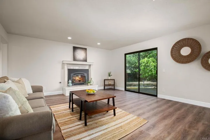 16898 Whispering Oaks Lane, Ramona, California 92065