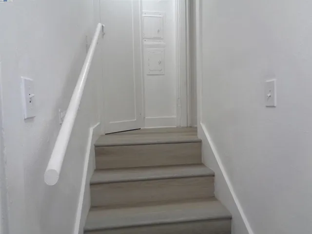 7345 Holly St, Oakland, California 94621