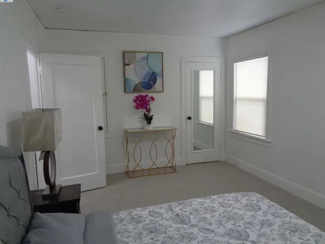7345 Holly St, Oakland, California 94621