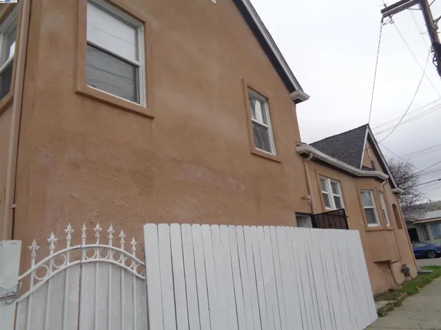 7345 Holly St, Oakland, California 94621