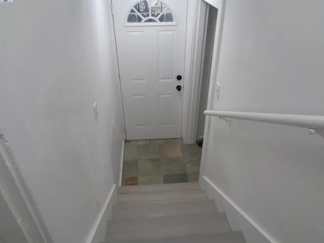7345 Holly St, Oakland, California 94621