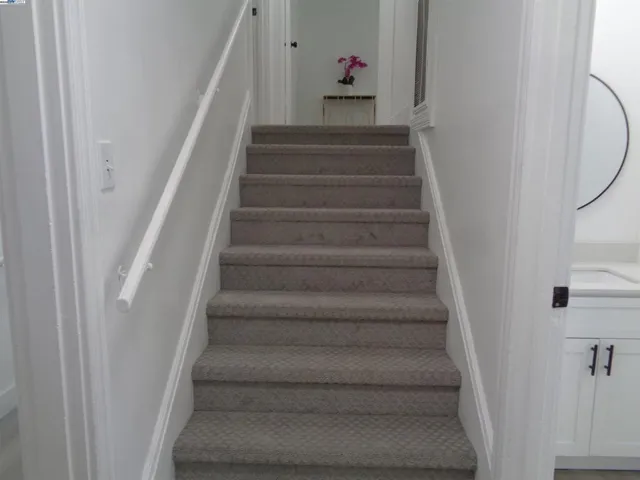 7345 Holly St, Oakland, California 94621