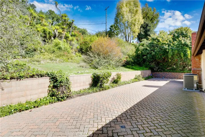 6551 Abbottswood Dr, Rancho Palos Verdes, California 90275