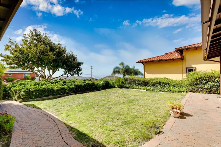 6551 Abbottswood Dr, Rancho Palos Verdes, California 90275
