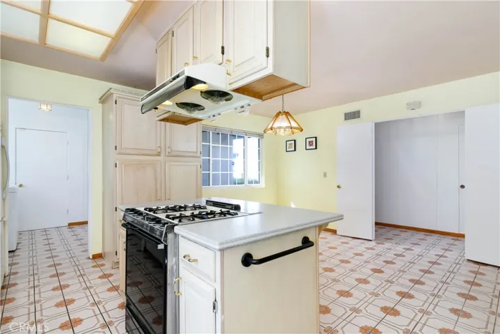 6551 Abbottswood Dr, Rancho Palos Verdes, California 90275