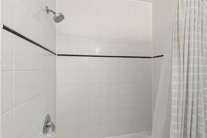 Primary Full Bathroom