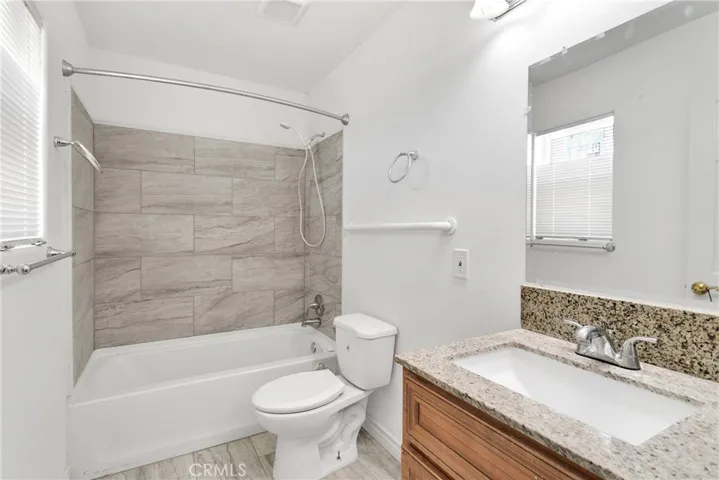 19205 Ottawa Road, Apple Valley, California 92308