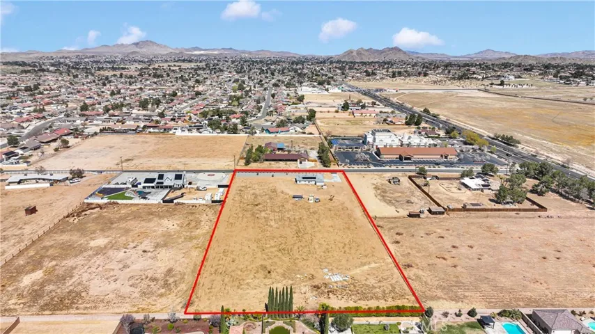 HUGE 3+ ACRE LOT!