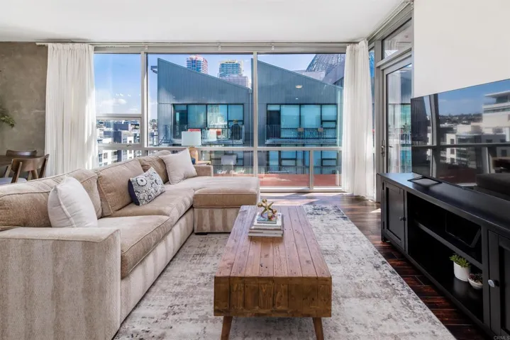 321 10th Avenue 1101, San Diego, California 92101