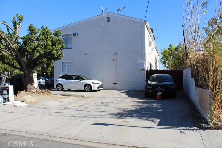 5761 Fair Avenue, North Hollywood, California 91601