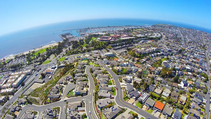 Proximity to Dana Point Harbor