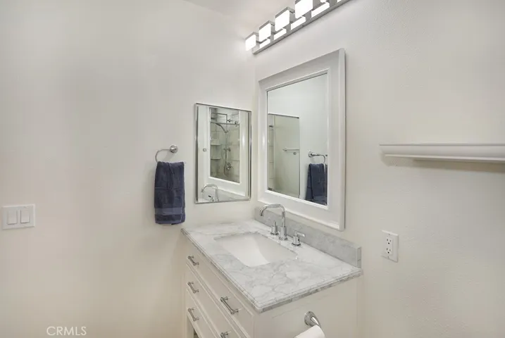 Full bath on main level