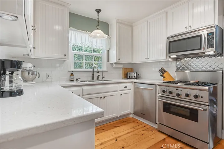325 W Brookdale Place, Fullerton, California 92832