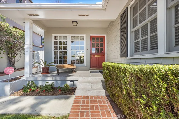 325 W Brookdale Place, Fullerton, California 92832