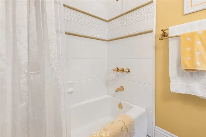325 W Brookdale Place, Fullerton, California 92832