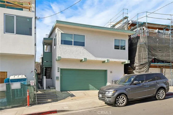 225 9th Street, Manhattan Beach, California 90266