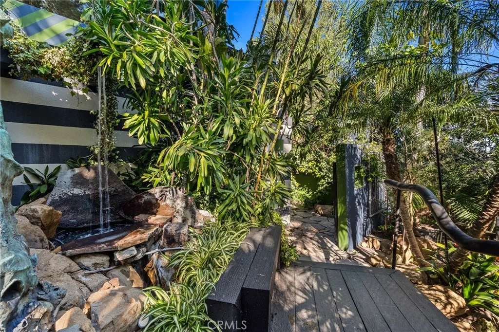 6907 Treasure Trail, Hollywood Hills, California 90068 home-pic-43