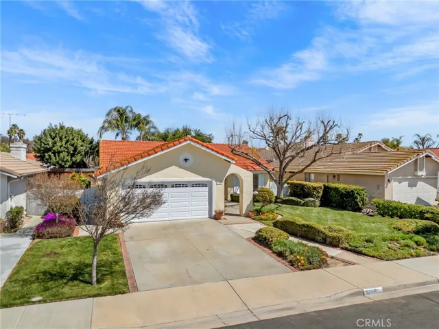 39608 Firethorn Court, Murrieta, California 92563