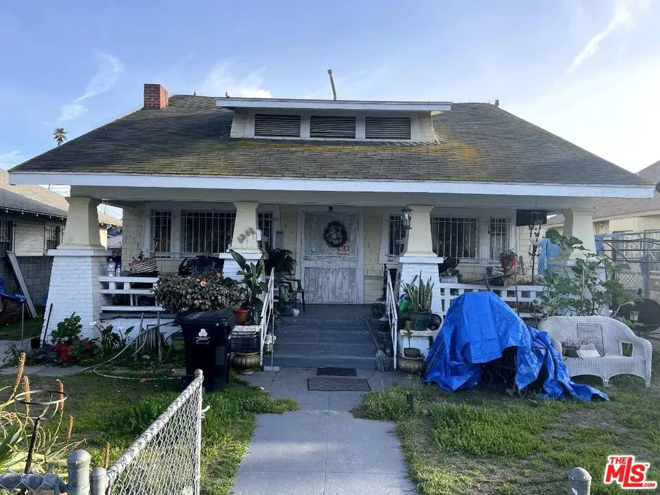 1336 W 46th Street, Los Angeles, California 90037 home-pic-0