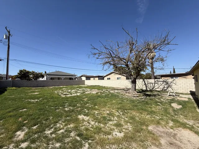 12821 Sungrove Street, Garden Grove, California 92840